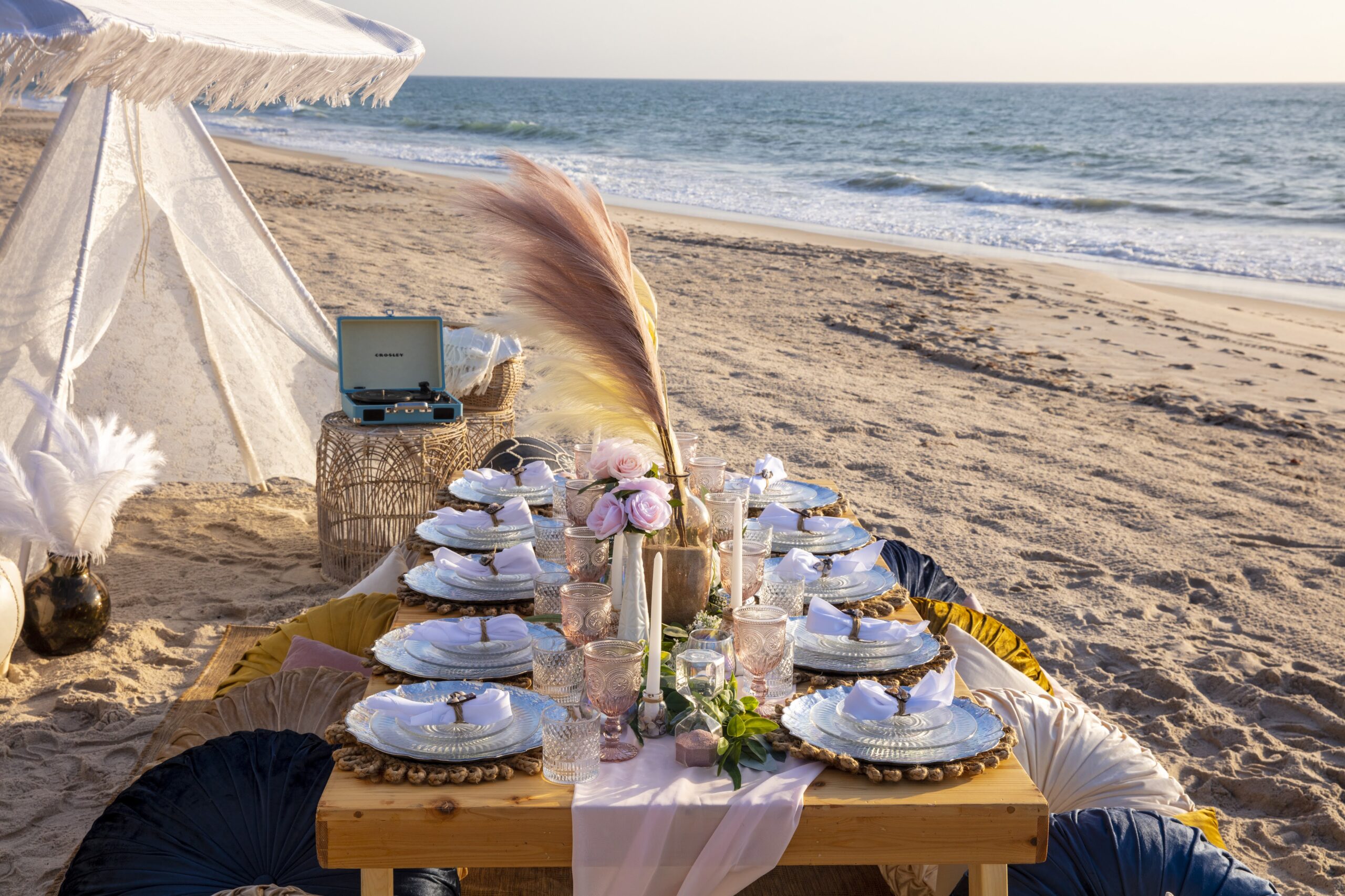 luxury-pop-up-picnic-teaparty-in-the-park